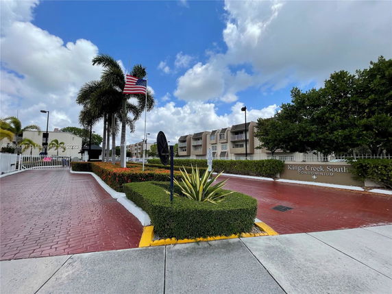 Front view of a condominium complex.