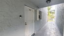 miamire/ab72b2faf98ca51f206dd614ee61ba90.jpg?width=131&height=105&format3=webp