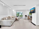 miamire/ca9daf84e6f65aed84e7d185ba432cfc.jpg?width=131&height=105&format3=webp