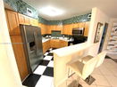 miamire/caad99f08447fa92586e4d4c53f96a48.jpg?width=131&height=105&format3=webp