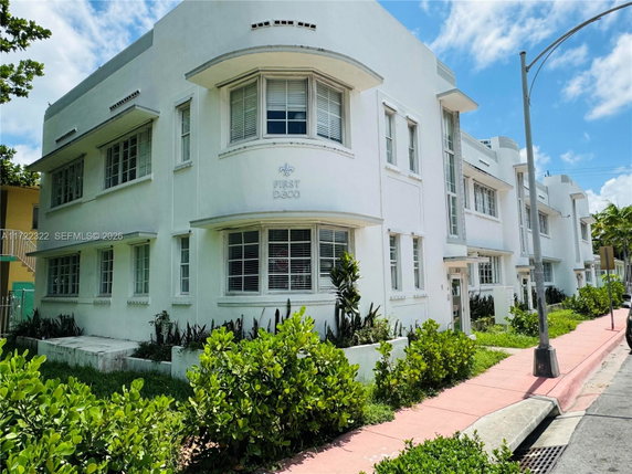 Building Image
