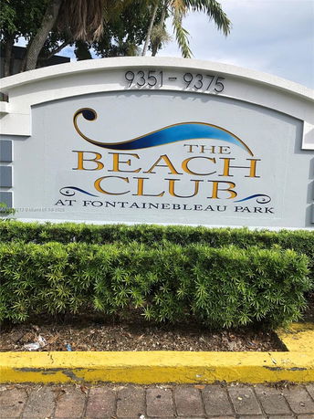 Sign for The Beach Club at Fontainebleau Park.