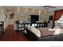 miamire/de9bd1fcba39f5197d51391339cc8dec.jpg?width=131&height=105&format3=webp