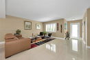miamire/e23defd7bc88889f996d0fadaf78d006.jpg?width=131&height=105&format3=webp