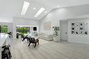 miamire/e34db07dbdb5b83f014650922064de25.jpg?width=131&height=105&format3=webp