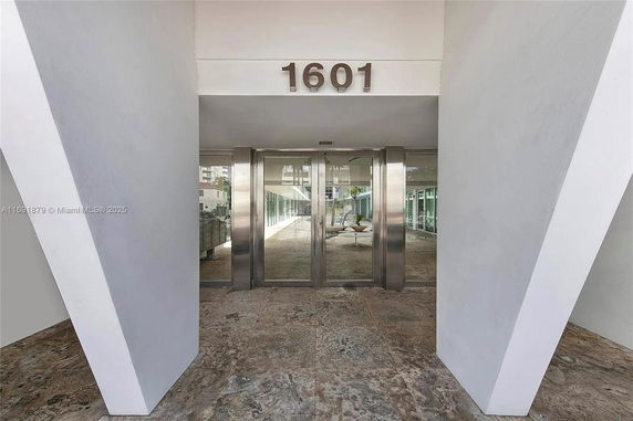 Building image