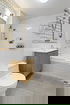 nyrebny2/0ac1d2e2e5baa9b8772832ddbd83b14a.jpg?width=131&height=105&format3=webp