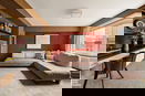 nyrebny2/0f379d9d42ef7b4c8bfd44f1b2b936f8.jpg?width=131&height=105&format3=webp