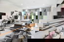 nyrebny2/10fab06c020b0fc0bea689ebed85767d.jpg?width=131&height=105&format3=webp