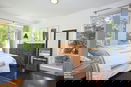 nyrebny2/15a76109422f637800693782f90d3794.jpg?width=131&height=105&format3=webp