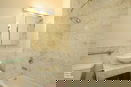 nyrebny2/1dce438475ac7cad460ca7cbfc748aba.jpg?width=131&height=105&format3=webp