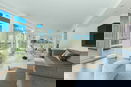 nyrebny2/3555c29e99c8d7abbee3891941e46939.jpg?width=131&height=105&format3=webp