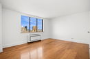 nyrebny2/37fd73e7794c238cfe4f97cd415ef3f7.jpg?width=131&height=105&format3=webp