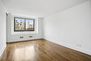 nyrebny2/3a5e2d3e77641248c45477b44ea2c7e4.jpg?width=131&height=105&format3=webp