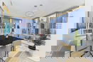 nyrebny2/4006489d1ca5b7557c2232b4f658e79d.jpg?width=131&height=105&format3=webp