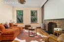 nyrebny2/458a835467d59f47d4a174d565bc22e3.jpg?width=131&height=105&format3=webp