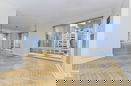 nyrebny2/4753a8d6b3c9093620825f8cdbcf127a.jpg?width=131&height=105&format3=webp