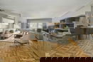 nyrebny2/49fc54d2dbe736895f8e3b9baf448b6e.jpg?width=131&height=105&format3=webp