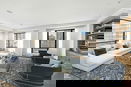 nyrebny2/49fe2c47e86b2724051d37f3ccfd485a.jpg?width=131&height=105&format3=webp