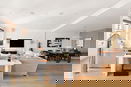 nyrebny2/4eb87fa7d065f8d8af31ec9482756403.jpg?width=131&height=105&format3=webp