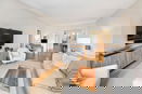 nyrebny2/5ac7c02261fbb86a06f701b9c61d77cd.jpg?width=131&height=105&format3=webp