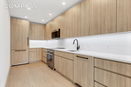 nyrebny2/5f15bd09b69f5f06d43d7aa3995367b3.jpg?width=131&height=105&format3=webp