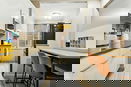nyrebny2/6f4f4a9def64eff336f613111679a1db.jpg?width=131&height=105&format3=webp