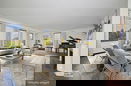 nyrebny2/6ff9f26cfa2e52b1ecb77c30da68cbae.jpg?width=131&height=105&format3=webp