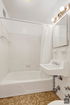 nyrebny2/7238e4ecefeb15fc385920217a1a667e.jpg?width=131&height=105&format3=webp