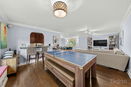 nyrebny2/761b35946709f4728da6321c8b899c47.jpg?width=131&height=105&format3=webp