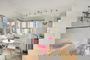 nyrebny2/78973cbd22e11ba1f409b165c5b367f3.jpg?width=131&height=105&format3=webp