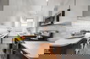 nyrebny2/87adce761a9df67d4146e465bc51773a.jpg?width=131&height=105&format3=webp