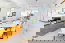 nyrebny2/87eede7eedccc6e1593b13b353f25b2e.jpg?width=131&height=105&format3=webp