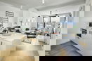 nyrebny2/8b88e817ad0b0655bb600aff5f5e998f.jpg?width=131&height=105&format3=webp