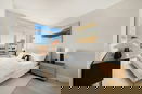 nyrebny2/8d4a26ac352c64d90ee2b4790b554e61.jpg?width=131&height=105&format3=webp
