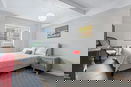 nyrebny2/937b4483bc23aced7afeb6104efeecca.jpg?width=131&height=105&format3=webp