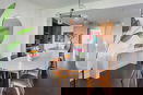 nyrebny2/9804e26e8c2bad99816839a8306574f0.jpg?width=131&height=105&format3=webp