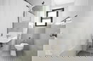 nyrebny2/9d4fc07e2cdf03d893e5c7a80ce235c1.jpg?width=131&height=105&format3=webp