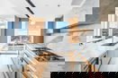 nyrebny2/a18dd9778149c5d0db7655dd4153fa3e.jpg?width=131&height=105&format3=webp