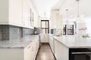 nyrebny2/a28499204d9aa2637092c9e9e6f878f2.jpg?width=131&height=105&format3=webp