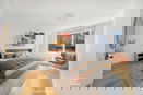 nyrebny2/aa19389840fe6f17653ad816439e7f5f.jpg?width=131&height=105&format3=webp