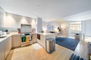 nyrebny2/b2a746d997419323ca81ed313d3cad1c.jpg?width=131&height=105&format3=webp