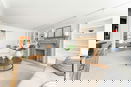nyrebny2/b562f553a15c985e9e698b32a058e61e.jpg?width=131&height=105&format3=webp