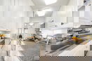 nyrebny2/c1de85c6fb4951f370505bec9a79c652.jpg?width=131&height=105&format3=webp