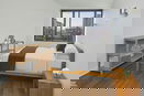 nyrebny2/c3e5caec33f4380def59e8c366f91648.jpg?width=131&height=105&format3=webp