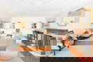 nyrebny2/c8e6c0a6e6b9f32b78a5c536ef1f546f.jpg?width=131&height=105&format3=webp