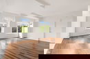 nyrebny2/ca93b6ed552295d84263f42b2813b496.jpg?width=131&height=105&format3=webp