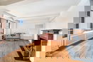 nyrebny2/ddbccb27275ee6f87b627c3dd6ec7f2f.jpg?width=131&height=105&format3=webp