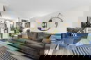 nyrebny2/e0ed6103d202df0381ed306911fbbbd5.jpg?width=131&height=105&format3=webp