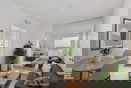 nyrebny2/e515582a4af43f24d236b899e034564b.jpg?width=131&height=105&format3=webp
